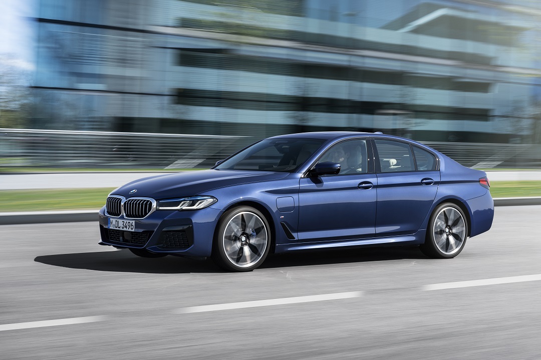 BMW 5 シリーズ セダン | 株式会社ヤナセ