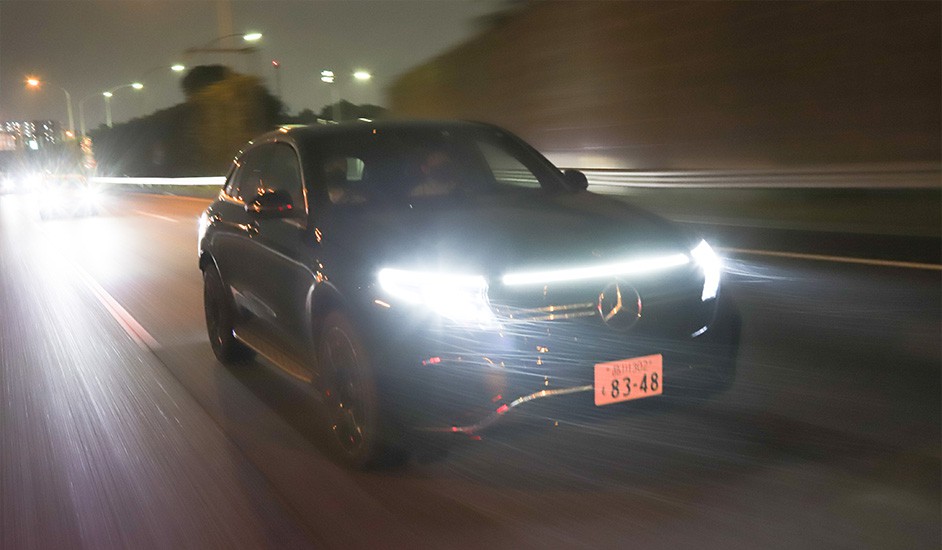 【イメージ】Mercedes-Benz EQC Impression