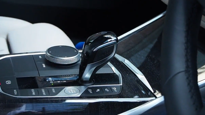 Bmw 318i 3dツーリング 動画でわかる操作方法 ヤナセ プレミアムカー レンタル ヤナセ