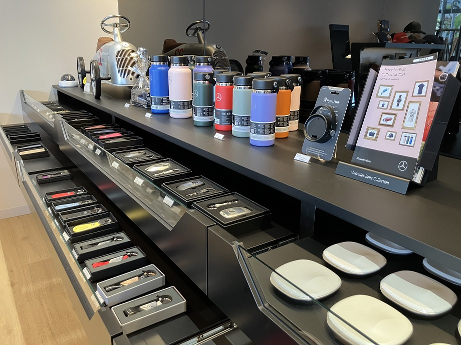 ※ メルセデス／プロフ必読さま専用※ メルセデス・ベンツ広島祇園 | 株式会社ヤナセ