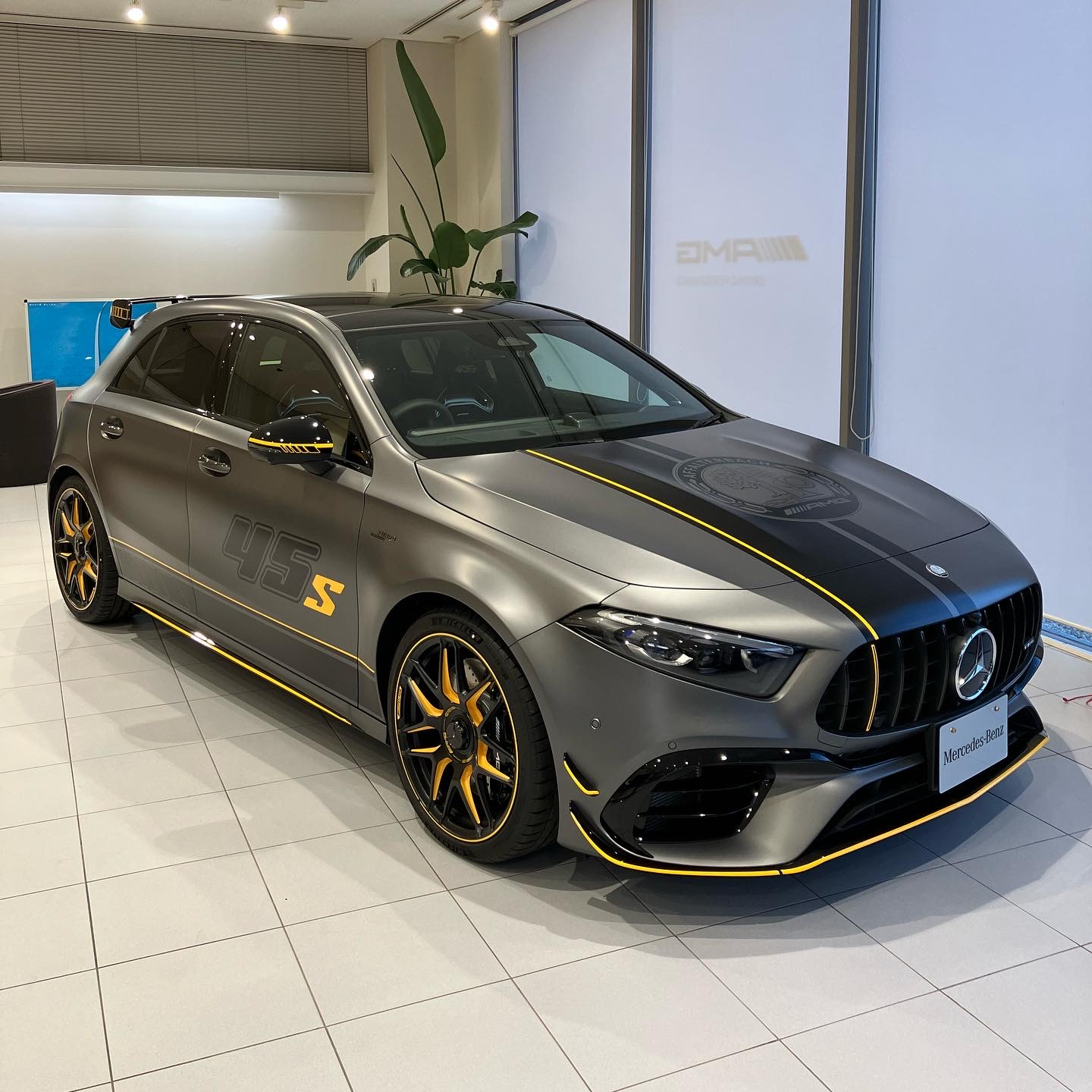 ベンツ 純正 正規 ディーラー インポーター ステッカー 新品 AMG ヤナセ 正規品 ヤナセ ステッカー シリアルナンバー 入 YANASE