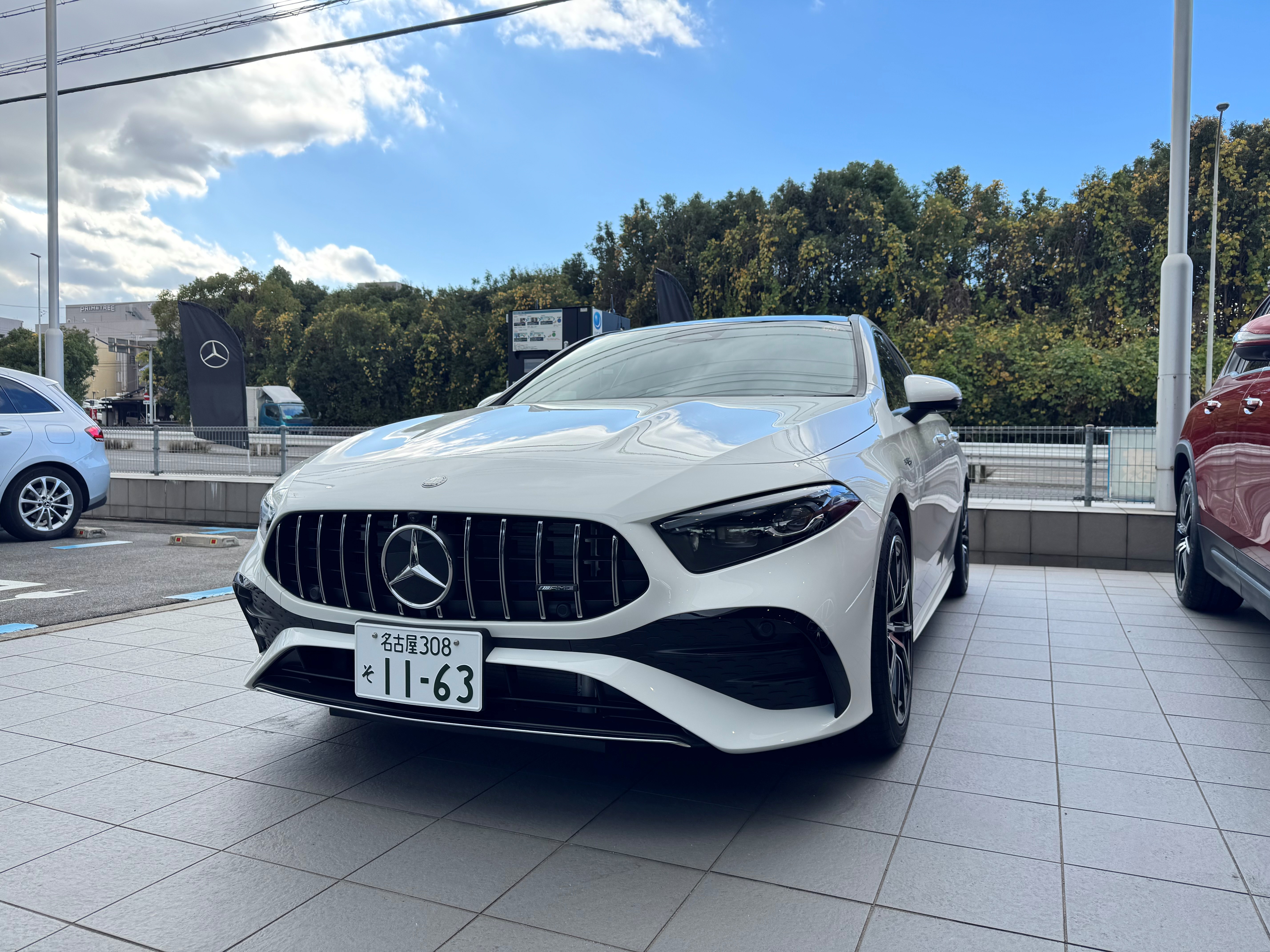 メルセデス・ベンツ日進 | 株式会社ヤナセ