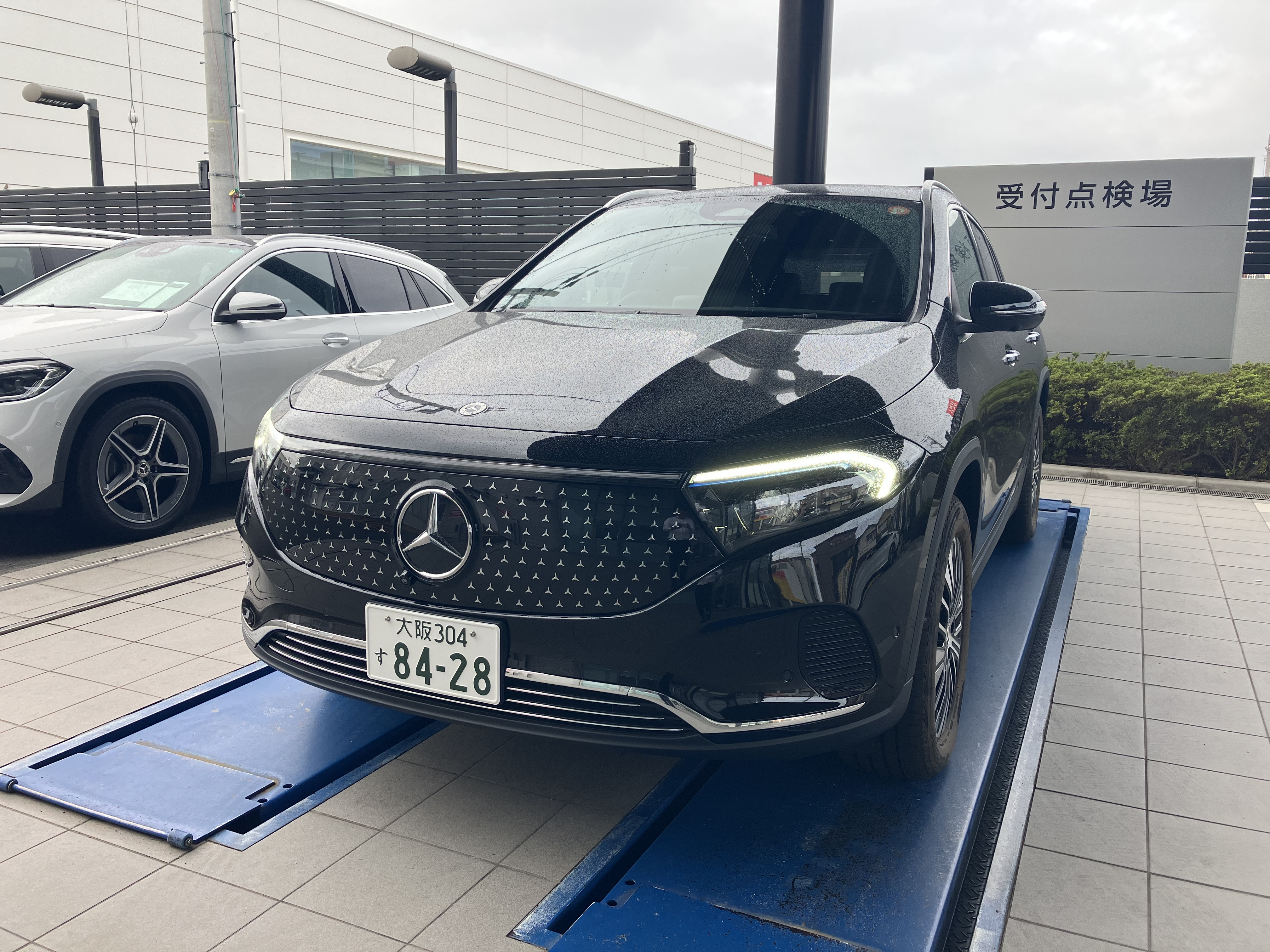 MB枚方_試乗車_EQA250.jpeg