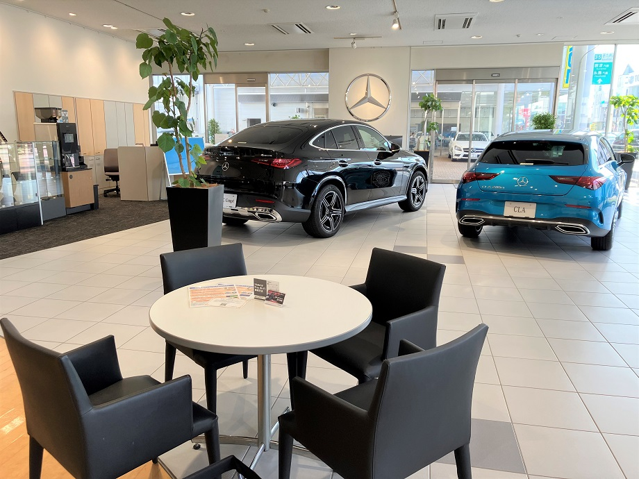 【非売品】Mercedes-Benz メルセデスベンツ ヤナセ クッション 2個 メルセデス・ベンツ福岡西 | ヤナセ