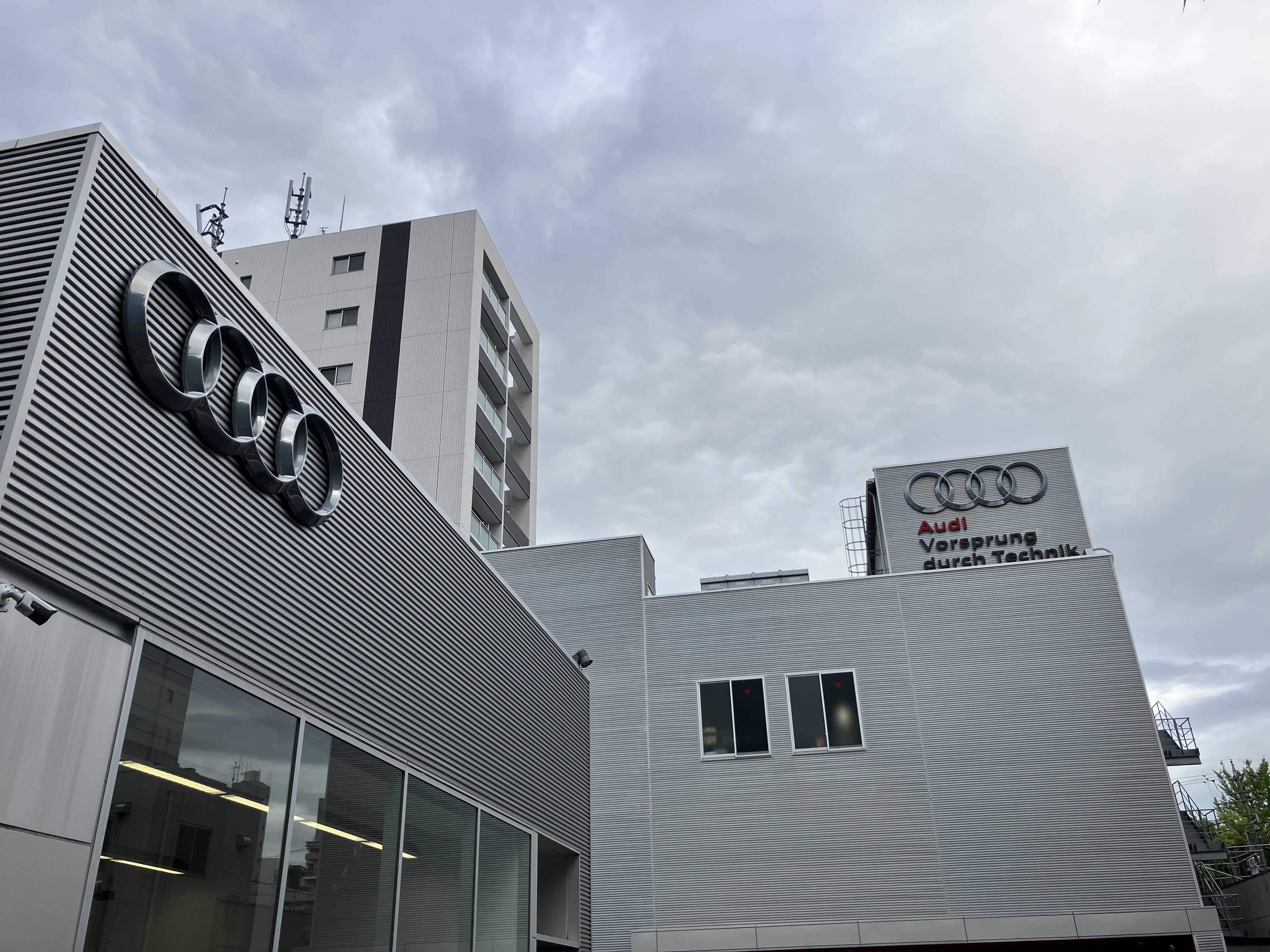 Audi名古屋中央 | 株式会社ヤナセ