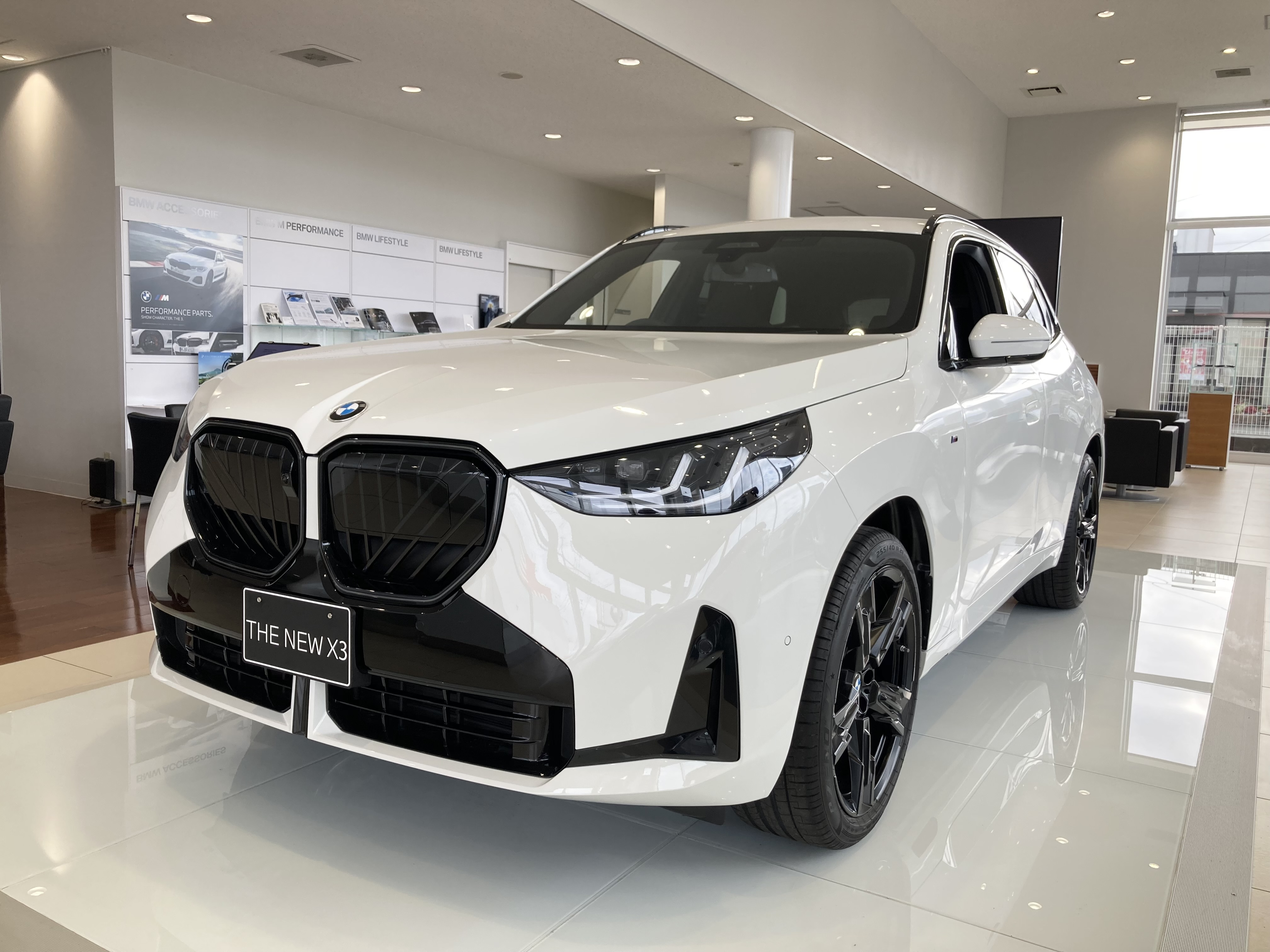 BM車 BMW X1 2023年式モデル xドライブ20d Mスポーツ DCT ディーゼルターボ